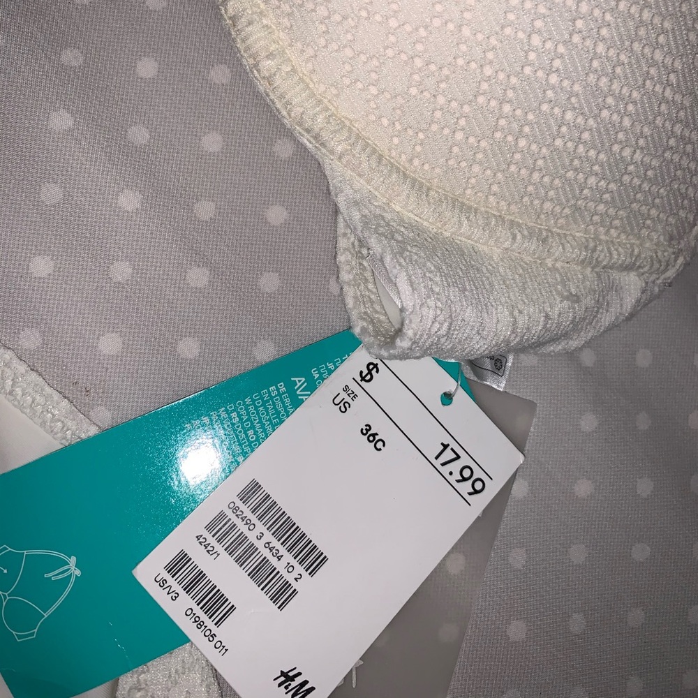 Bathing suit - Picture 4 of 4